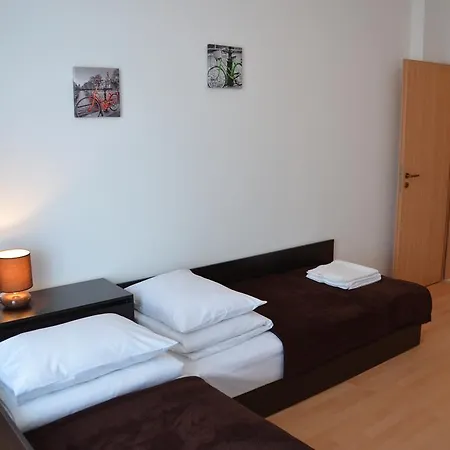 Oasis Laguna Apartment